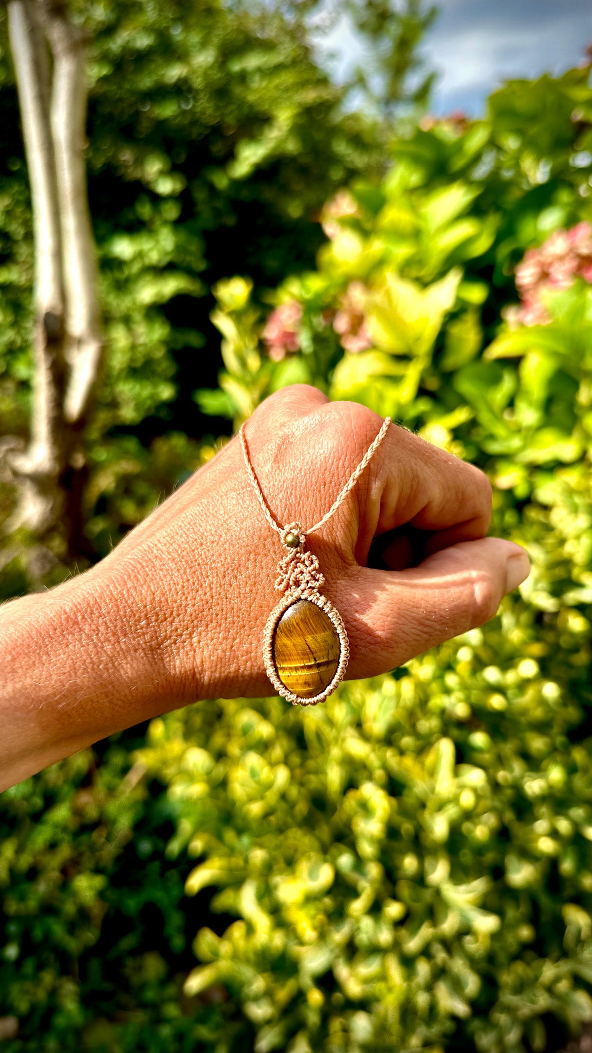 Golden Wild – Tiger Eye Pendant