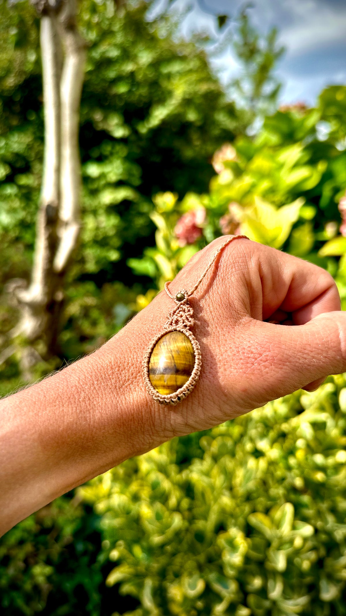 Golden Wild – Tiger Eye Pendant