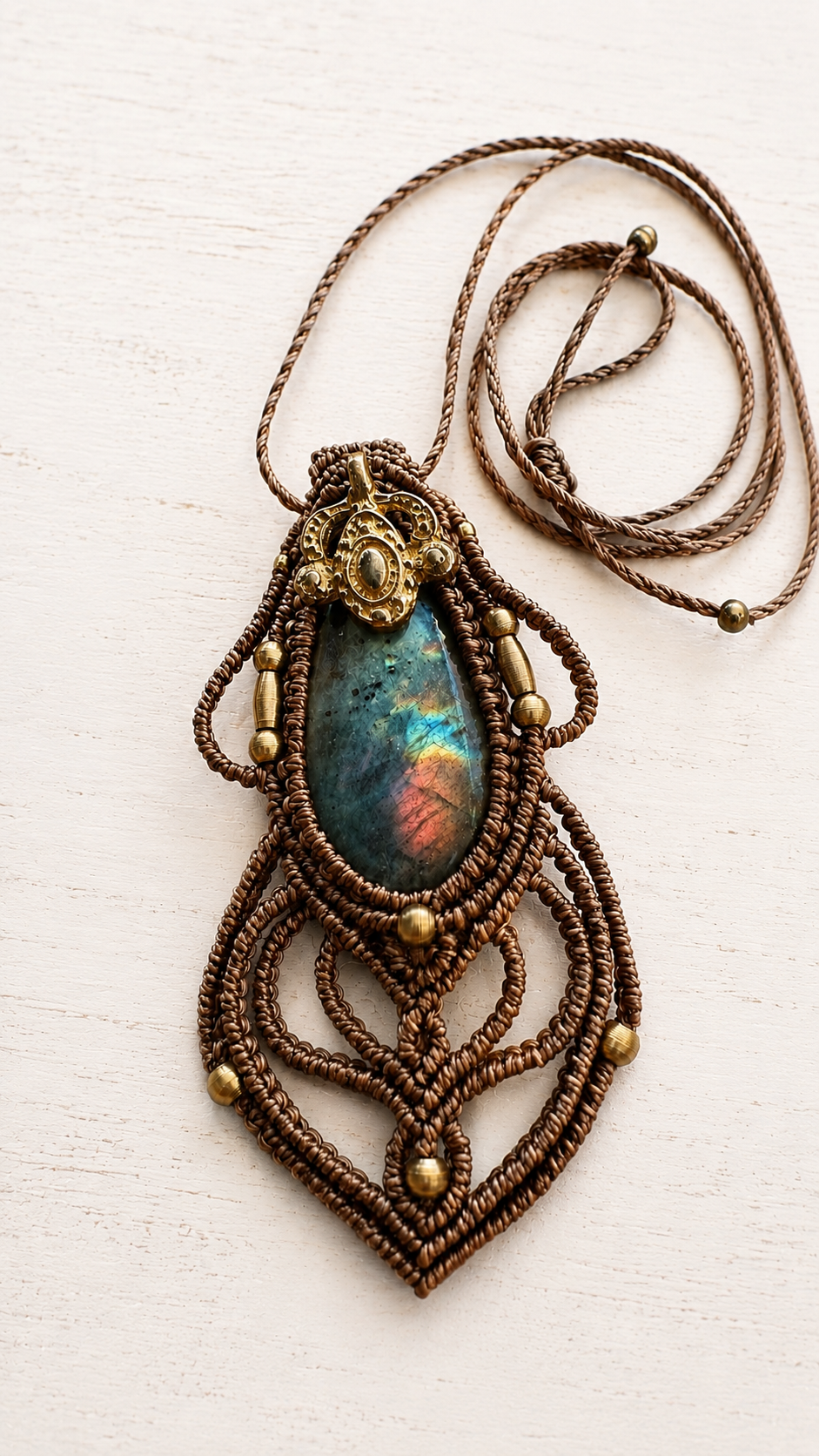 Labradorit Macramé Pendant