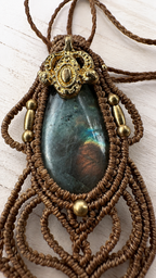 Labradorit Macramé Pendant