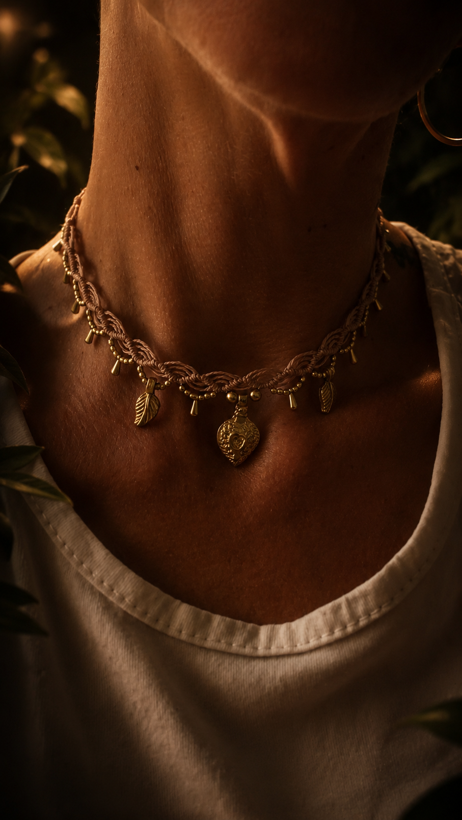 Nayla Charm Choker